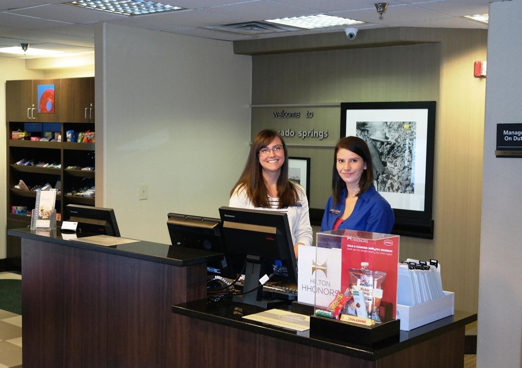 Hampton Inn Colorado Springs-Airport Interior photo